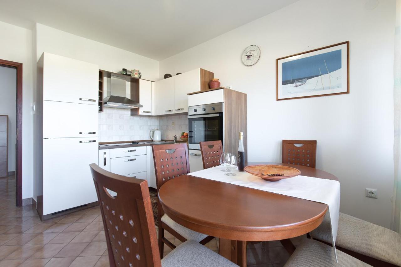 Apartmani Paradiso Крк Екстер'єр фото